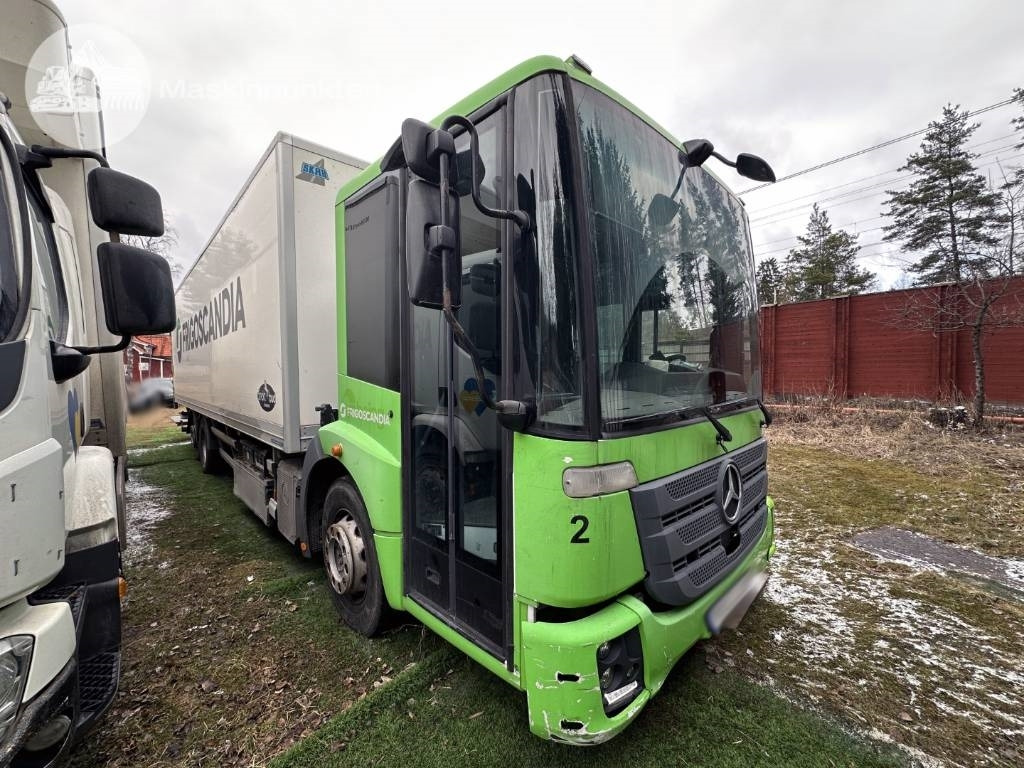 Mercedes-Benz Econic - Camión caja cerrada: foto 3 Mercedes-Benz Econic - Camión caja cerrada: foto 3
