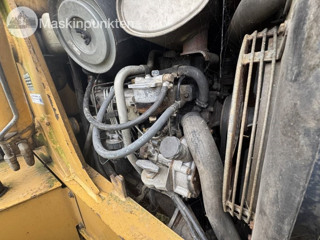Retroexcavadora New Holland LB 115: foto 49