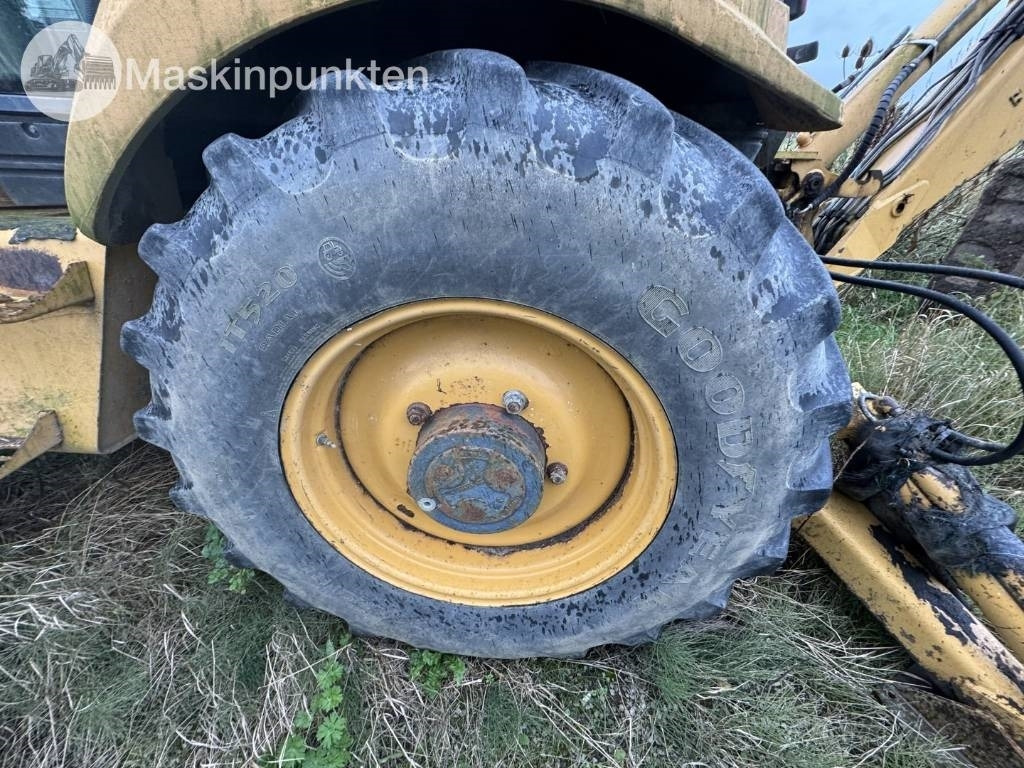 Retroexcavadora New Holland LB 115: foto 9