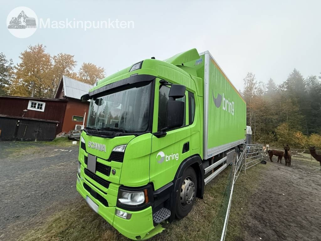 Scania P 320 - Camión caja cerrada: foto 1 Scania P 320 - Camión caja cerrada: foto 1