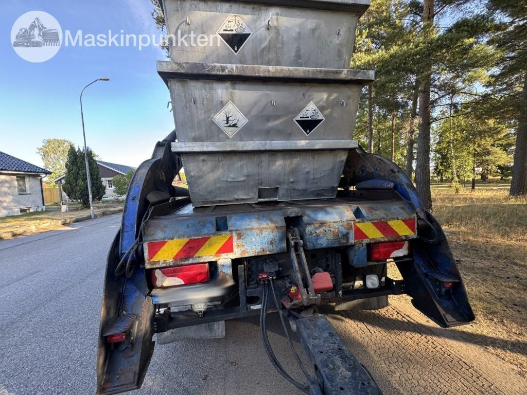Scania R 560 LB - Camión portacontenedor de cadenas: foto 3 Scania R 560 LB - Camión portacontenedor de cadenas: foto 3