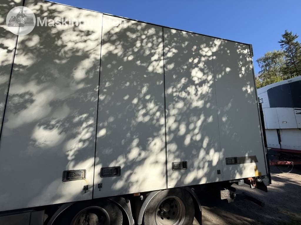 Camión frigorífico Scania R 620: foto 25