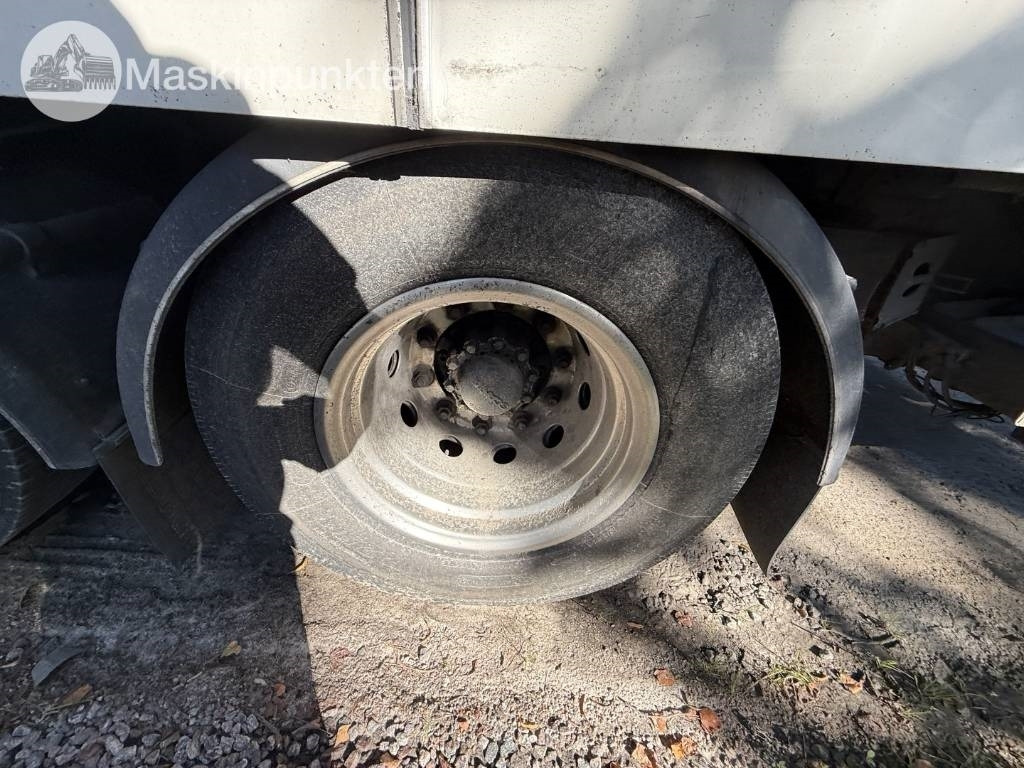 Camión frigorífico Scania R 620: foto 34