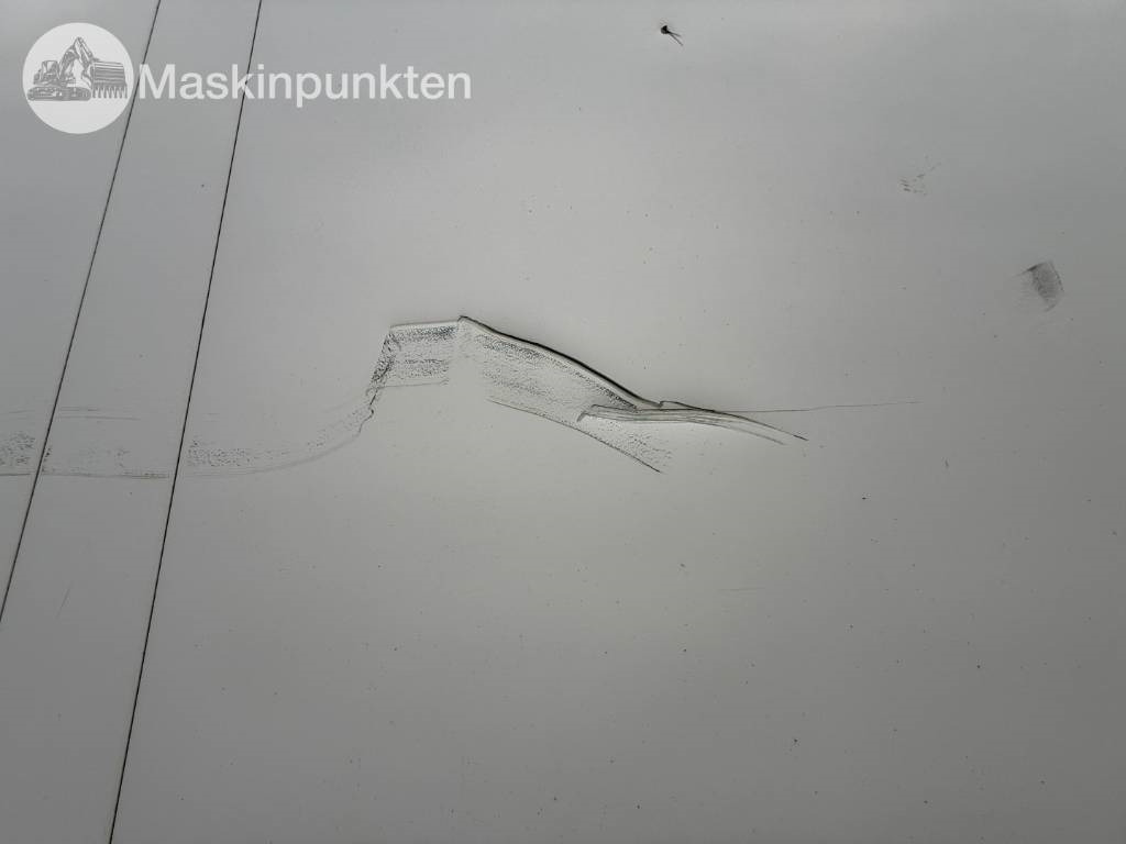 Semirremolque caja cerrada Schmitz SKO 24: foto 23