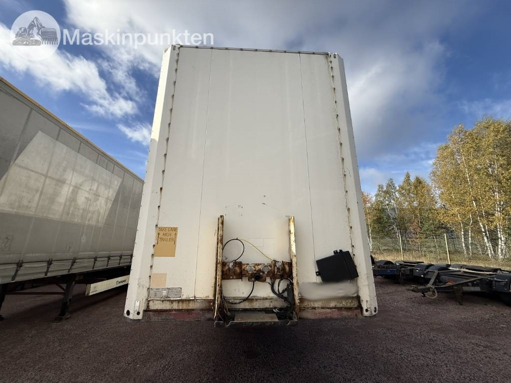 Schmitz SKO 24 - Semirremolque caja cerrada: foto 2 Schmitz SKO 24 - Semirremolque caja cerrada: foto 2