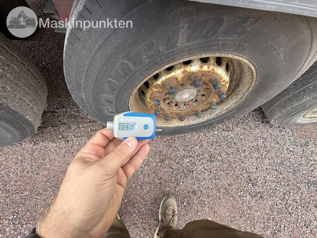 Semirremolque caja cerrada Schmitz SKO 24: foto 34