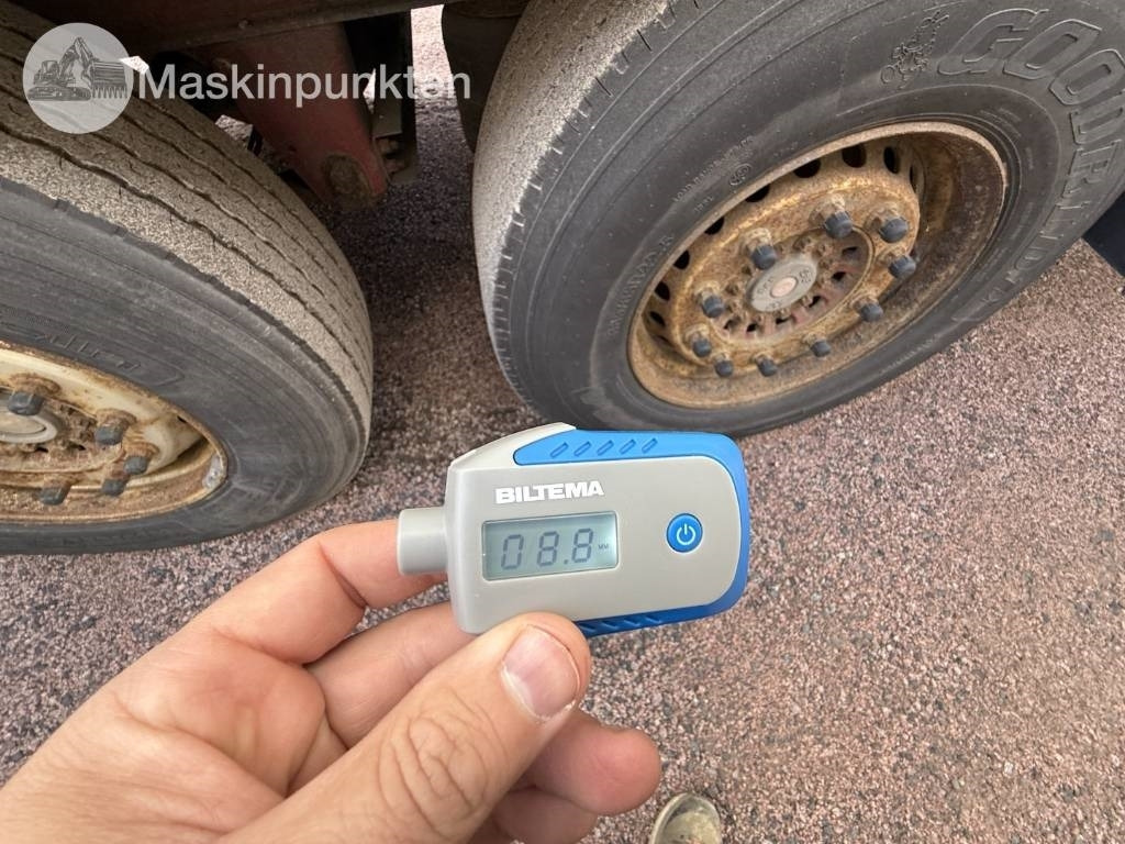 Semirremolque caja cerrada Schmitz SKO 24: foto 38