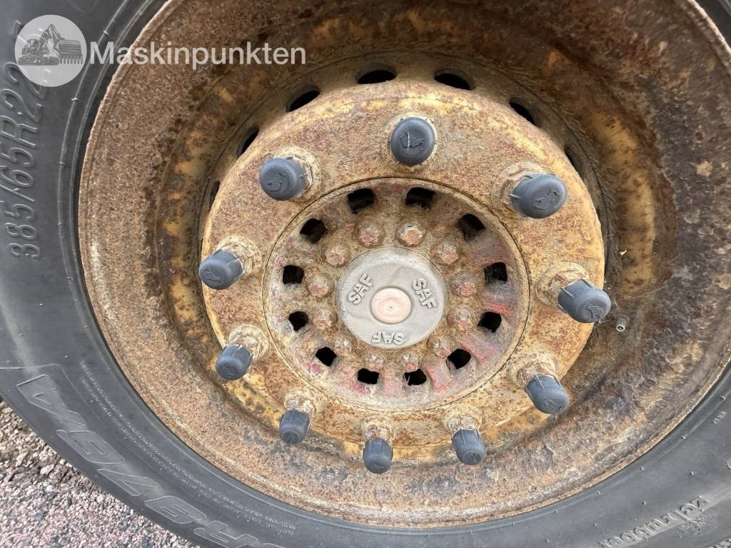 Semirremolque caja cerrada Schmitz SKO 24: foto 39