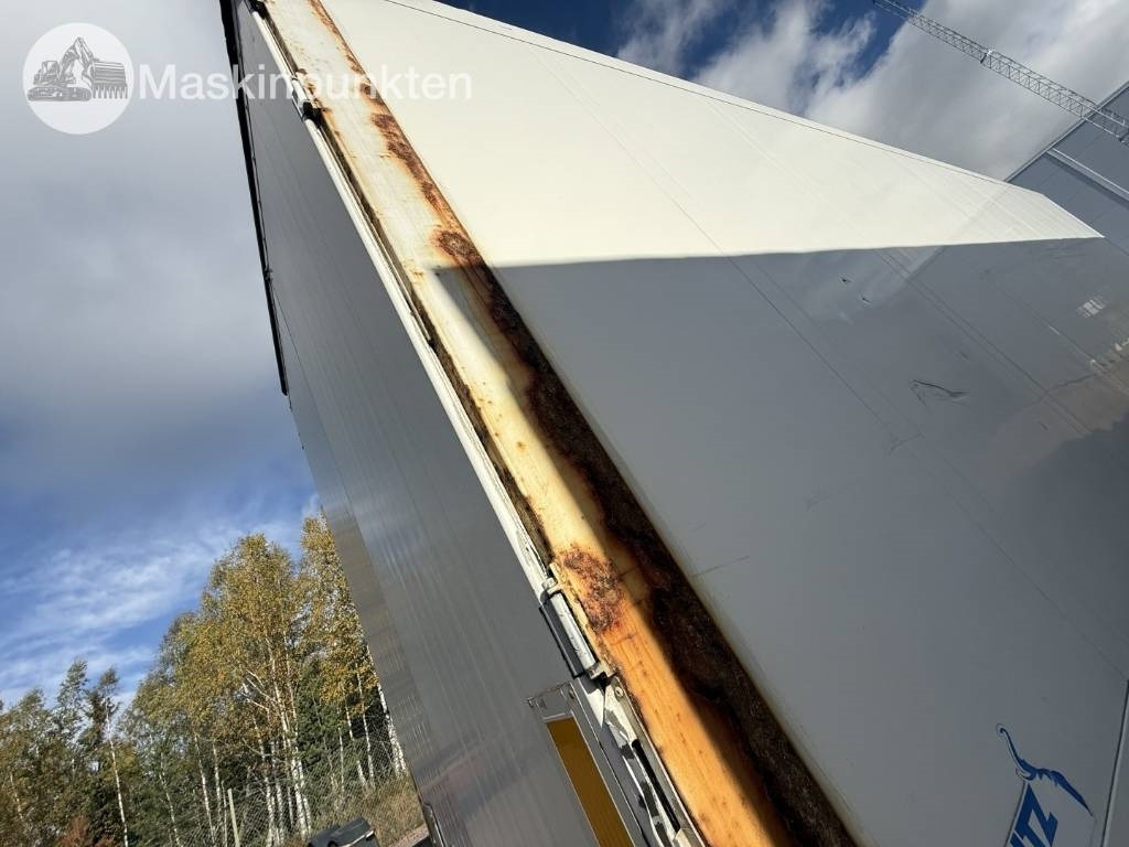 Semirremolque caja cerrada Schmitz SKO 24: foto 46