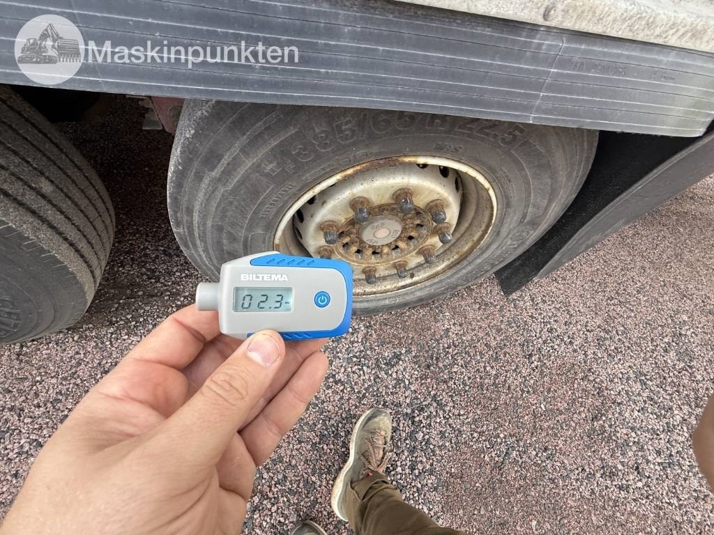 Semirremolque caja cerrada Schmitz SKO 24: foto 35