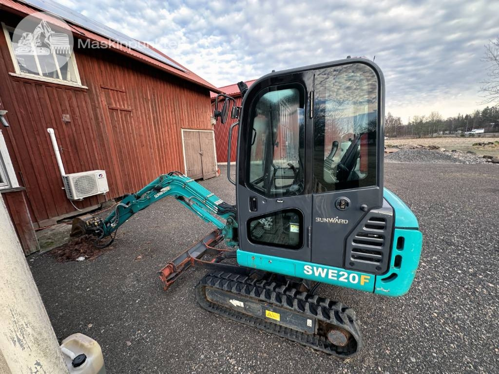 Sunward SWE 20 F med släp! - Miniexcavadora: foto 1 Sunward SWE 20 F med släp! - Miniexcavadora: foto 1