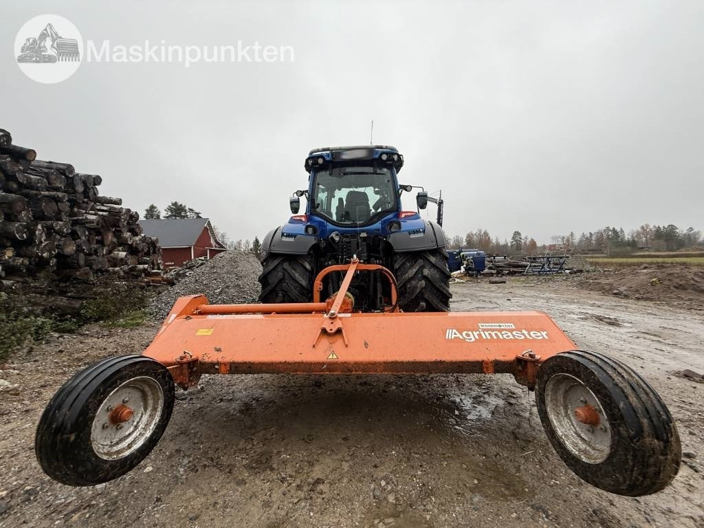 Valtra T 255 MED KRAN OCH AGGREGAT! - Tractor forestal: foto 4 Valtra T 255 MED KRAN OCH AGGREGAT! - Tractor forestal: foto 4