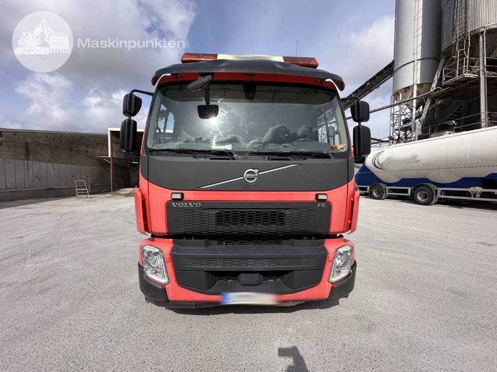 Volvo FE 320 - Camión hormigonera: foto 3 Volvo FE 320 - Camión hormigonera: foto 3