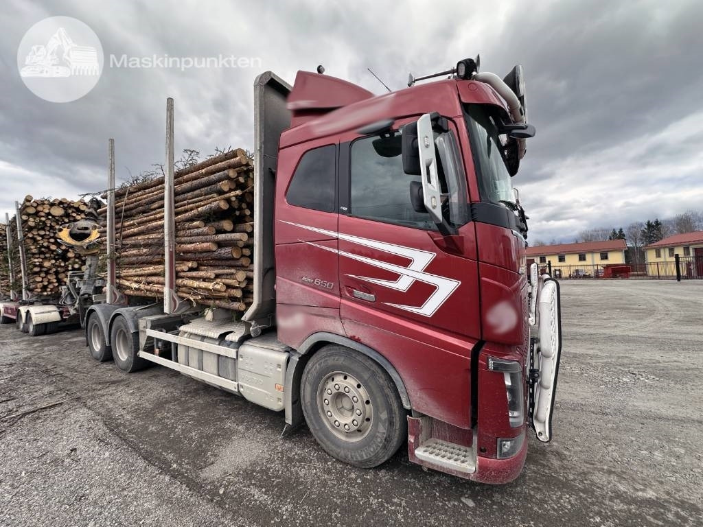 Camión forestal Volvo FH 16 650: foto 1