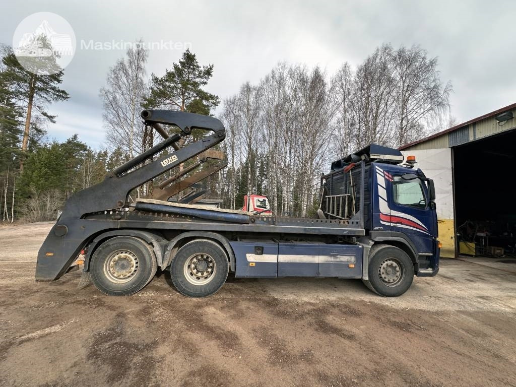 Volvo FM 12 420 LAXO Liftdumper + lastväxlare + flak - Camión portacontenedor de cadenas: foto 4 Volvo FM 12 420 LAXO Liftdumper + lastväxlare + flak - Camión portacontenedor de cadenas: foto 4