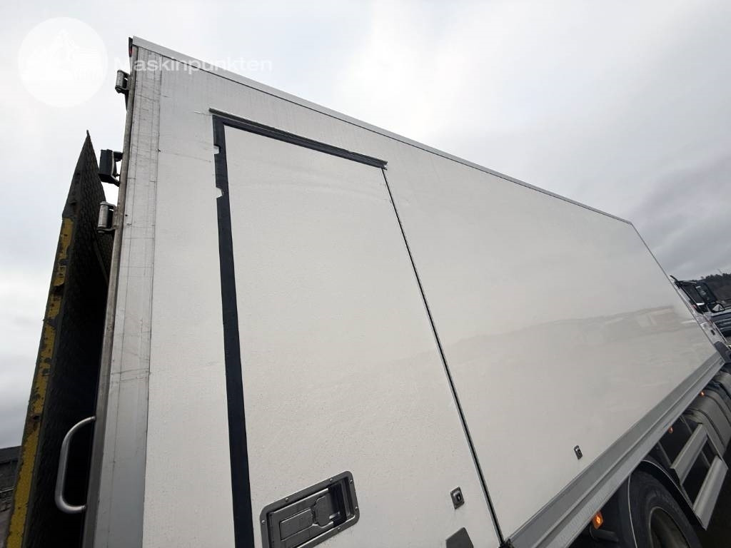 Camión frigorífico Volvo FM 370: foto 44