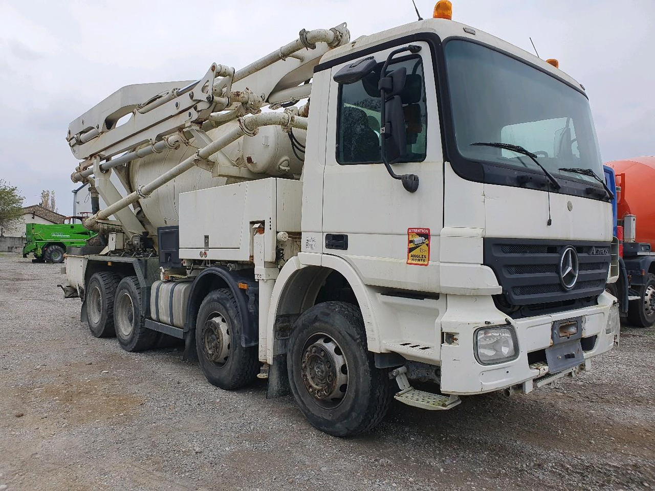 MERCEDES ACTROS 3236 MALAX PUTZMEISTER - Camión hormigonera: foto 1 MERCEDES ACTROS 3236 MALAX PUTZMEISTER - Camión hormigonera: foto 1