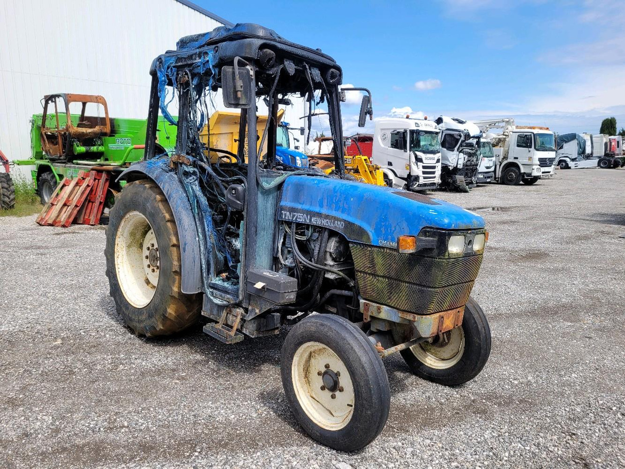 NEW HOLLAND TN75N - Tractor: foto 1 NEW HOLLAND TN75N - Tractor: foto 1