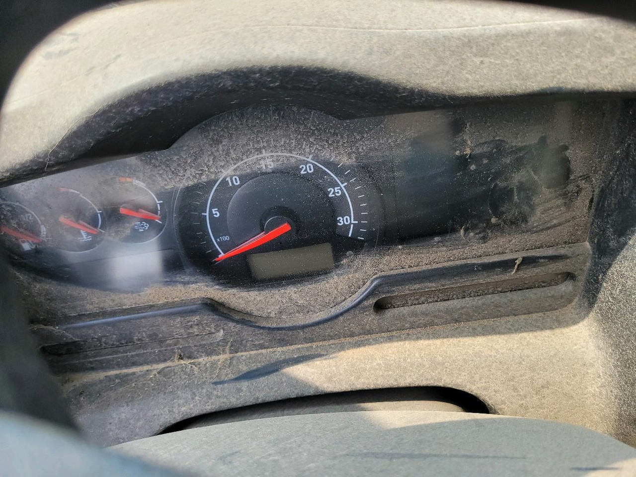 Camión chasis RENAULT D12: foto 15