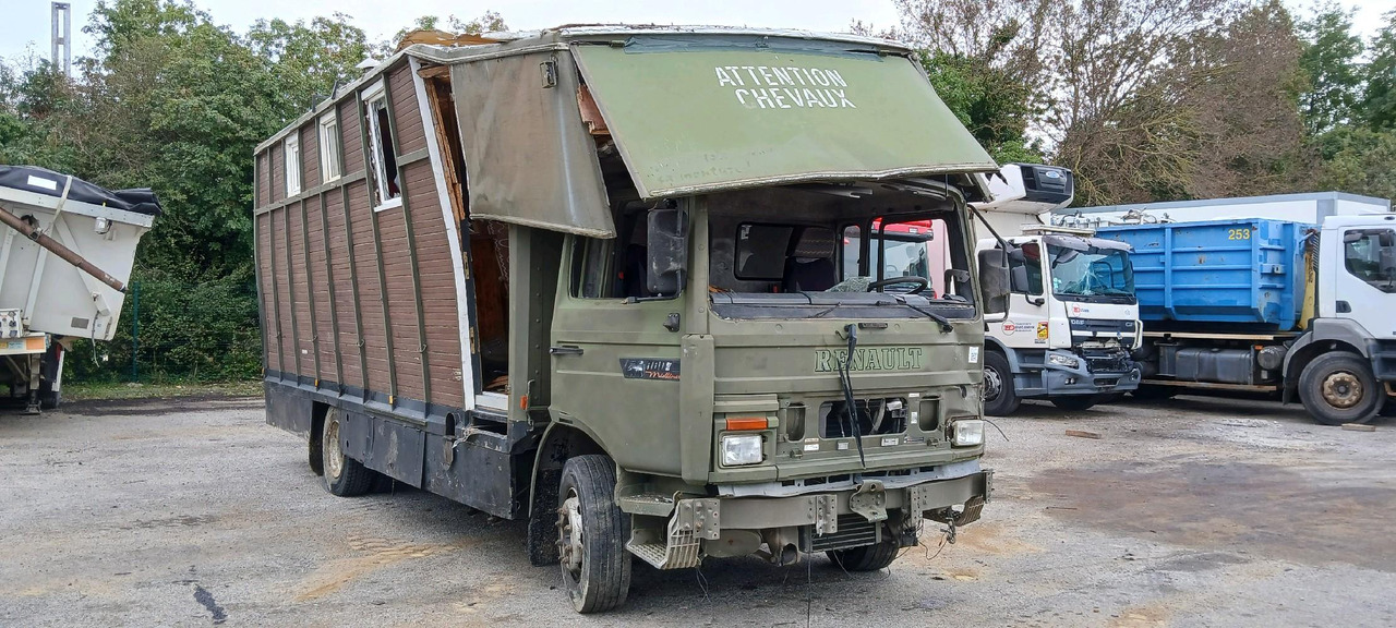 RENAULT M180 PORTEUR BETAILLERE - Camión para caballos: foto 1 RENAULT M180 PORTEUR BETAILLERE - Camión para caballos: foto 1