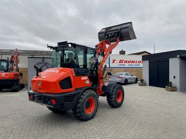 Cargadora de ruedas Kubota R 090: foto 10