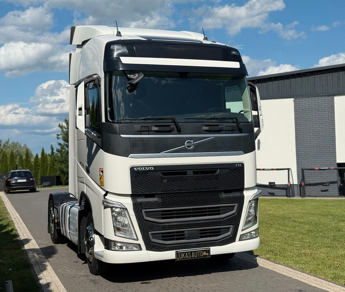Volvo FH 500 AUTOMATIC TWO TANKS - Cabeza tractora: foto 3 Volvo FH 500 AUTOMATIC TWO TANKS - Cabeza tractora: foto 3
