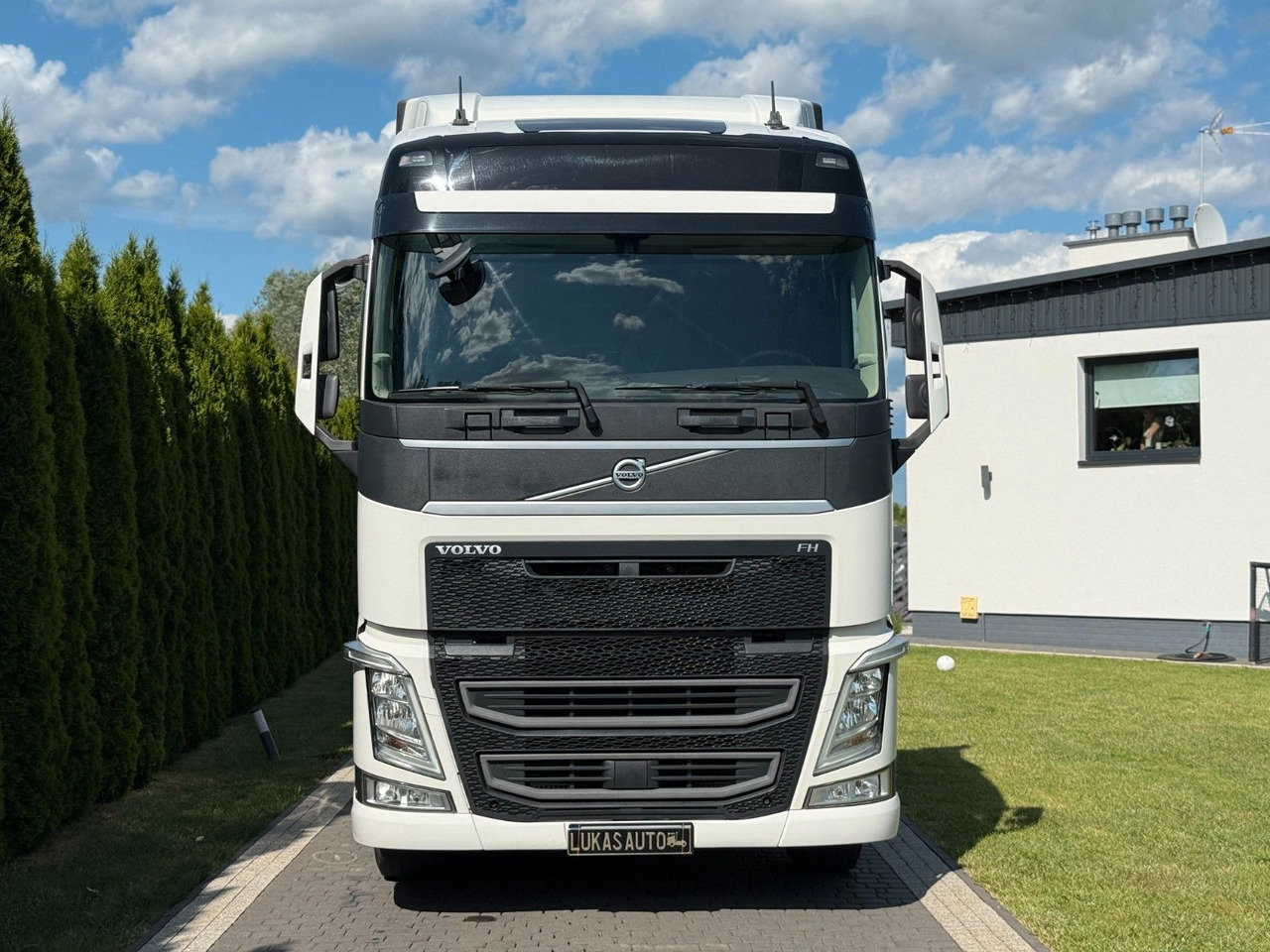Volvo FH 500 AUTOMATIC TWO TANKS - Cabeza tractora: foto 2 Volvo FH 500 AUTOMATIC TWO TANKS - Cabeza tractora: foto 2