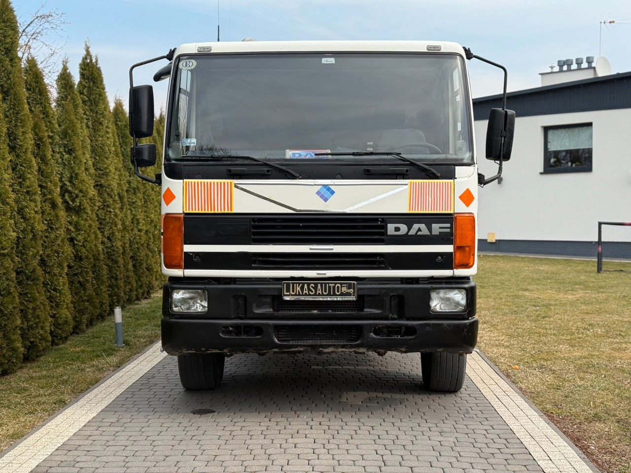 DAF CF 85 400 6x4 KIPPER - Camión volquete: foto 3 DAF CF 85 400 6x4 KIPPER - Camión volquete: foto 3
