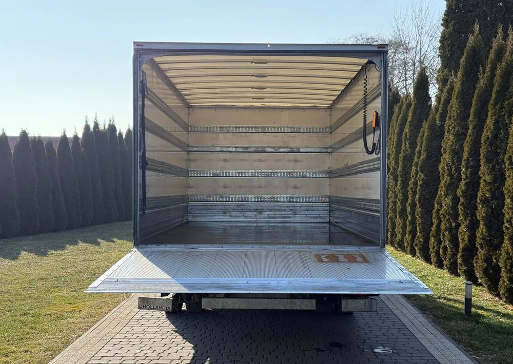 Camión caja cerrada Renault D 7.5 KONTENER: foto 9