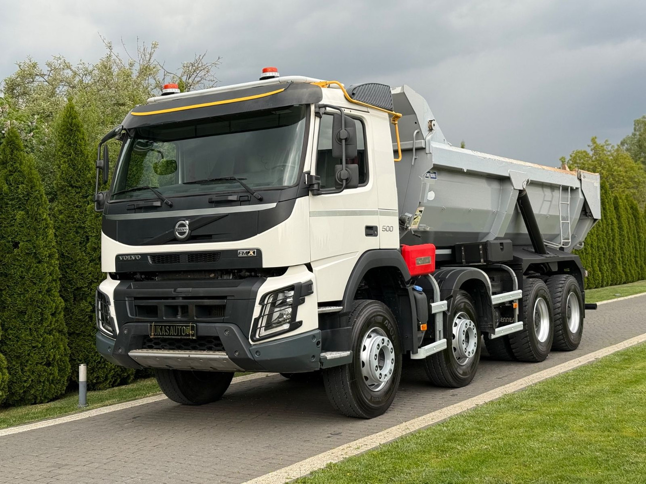 Volvo FMX 500 8X4 RETARDER - Camión volquete: foto 4 Volvo FMX 500 8X4 RETARDER - Camión volquete: foto 4