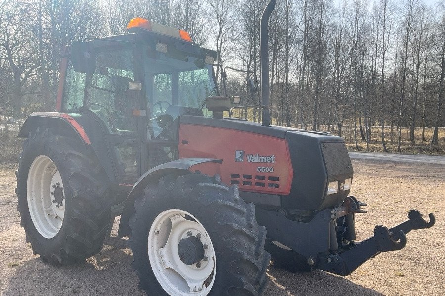 VALMET 6600-4 - Tractor: foto 2 VALMET 6600-4 - Tractor: foto 2
