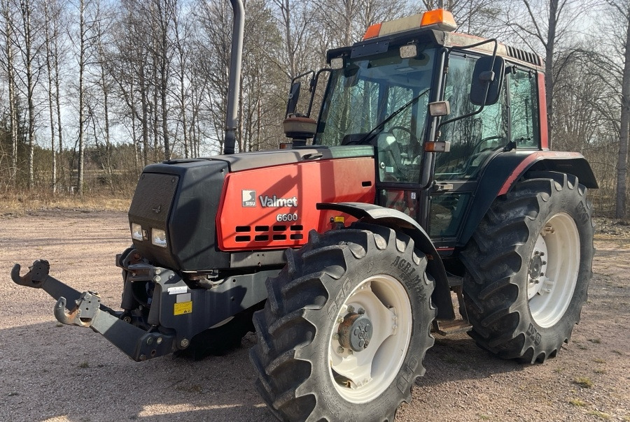 VALMET 6600-4 - Tractor: foto 1 VALMET 6600-4 - Tractor: foto 1