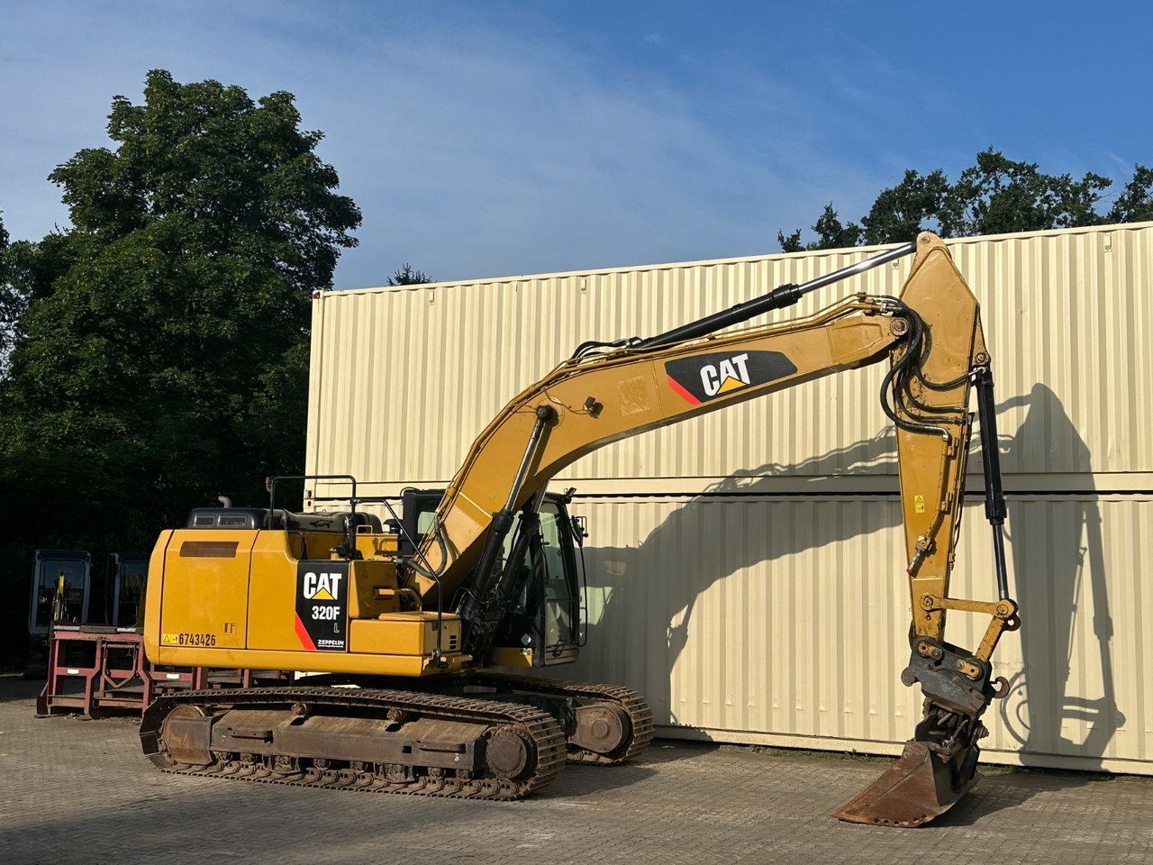 CAT 320FL / 2017 BJ / 9.933 H / Deutsche Maschine - Excavadora de cadenas: foto 4 CAT 320FL / 2017 BJ / 9.933 H / Deutsche Maschine - Excavadora de cadenas: foto 4