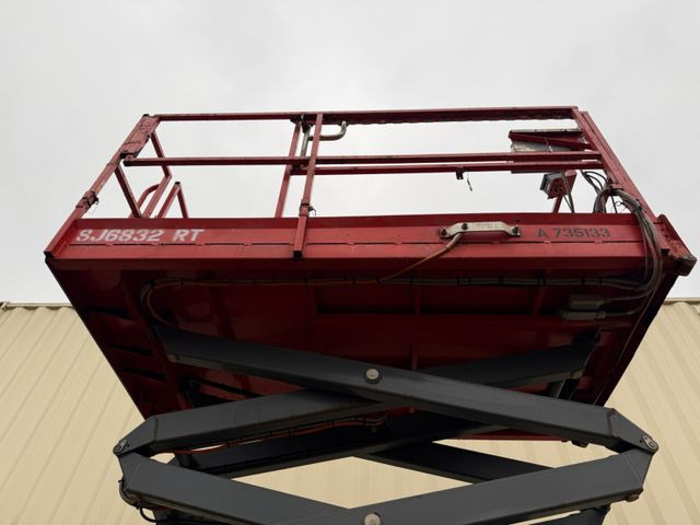 Plataforma de tijeras Skyjack SJ6832RT 4x4 Diesel, 11.8 Meter, 1.592 H: foto 23 Plataforma de tijeras Skyjack SJ6832RT 4x4 Diesel, 11.8 Meter, 1.592 H: foto 23