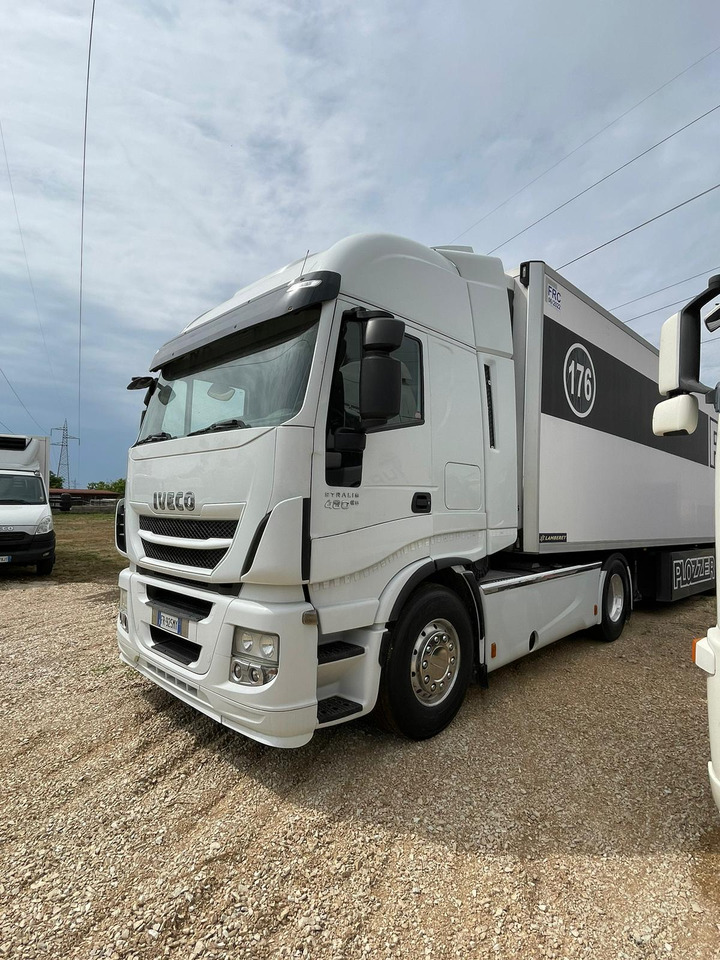 Iveco stralis hi way 480 - Cabeza tractora: foto 3 Iveco stralis hi way 480 - Cabeza tractora: foto 3