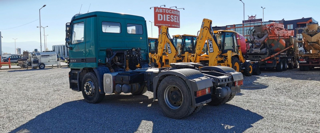 Mercedes-Benz ACTROS 1843 - Cabeza tractora: foto 4 Mercedes-Benz ACTROS 1843 - Cabeza tractora: foto 4