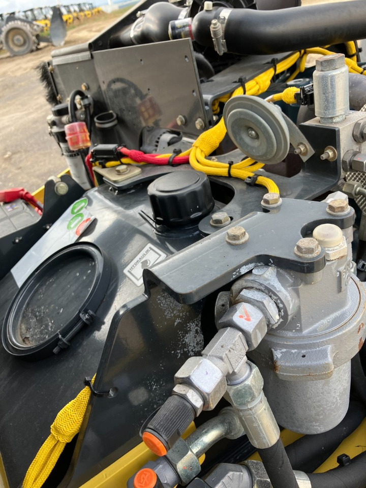 Leasing de BOMAG DE BW 135 AD-5  Stage IIIa/Tier 4i BOMAG DE BW 135 AD-5  Stage IIIa/Tier 4i: foto 11