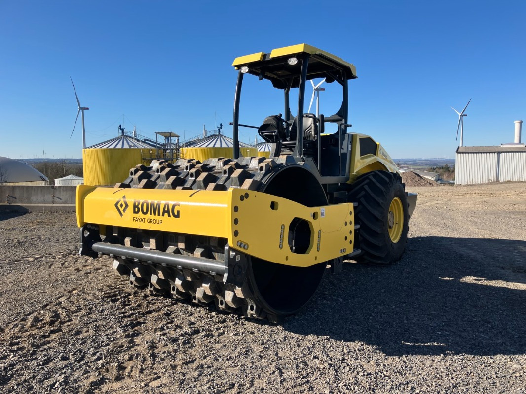 BOMAG DE BW 211 DH-5 Stage IV/TIER4f - Compactador: foto 1 BOMAG DE BW 211 DH-5 Stage IV/TIER4f - Compactador: foto 1
