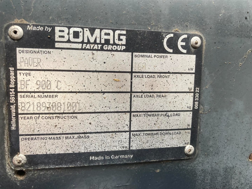 BOMAG IT BF 900 C S500 Stage IIIb/Tier 4i - Pavimentadora de asfalto: foto 2 BOMAG IT BF 900 C S500 Stage IIIb/Tier 4i - Pavimentadora de asfalto: foto 2