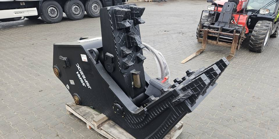Szczęka krusząca Jisan do koparki 20-35 t JSP220C - Cizalla de demolición: foto 2 Szczęka krusząca Jisan do koparki 20-35 t JSP220C - Cizalla de demolición: foto 2