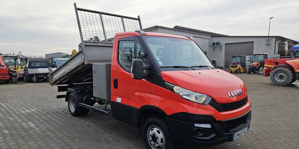 Wywrotka Iveco Daily 35S14 DMC 3,5t FV23% klima JPM - Furgoneta basculante: foto 4 Wywrotka Iveco Daily 35S14 DMC 3,5t FV23% klima JPM - Furgoneta basculante: foto 4