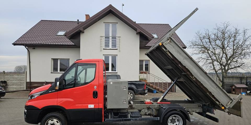 Wywrotka Iveco Daily 35S14 DMC 3,5t FV23% klima JPM - Furgoneta basculante: foto 1 Wywrotka Iveco Daily 35S14 DMC 3,5t FV23% klima JPM - Furgoneta basculante: foto 1