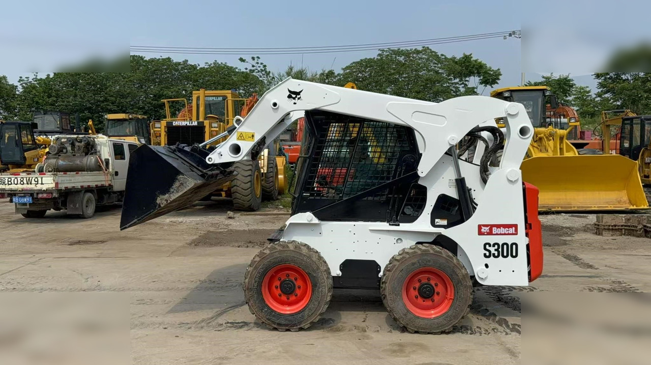 BOBCAT S300 - Minicargadora: foto 4 BOBCAT S300 - Minicargadora: foto 4