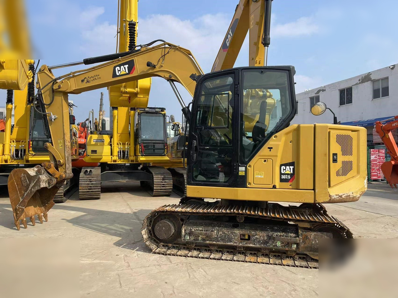 CATERPILLAR 307.5 - Excavadora de cadenas: foto 1 CATERPILLAR 307.5 - Excavadora de cadenas: foto 1