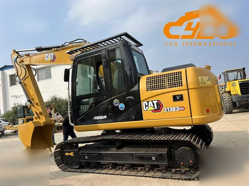 CATERPILLAR 313D2 GC - Excavadora de cadenas: foto 1 CATERPILLAR 313D2 GC - Excavadora de cadenas: foto 1