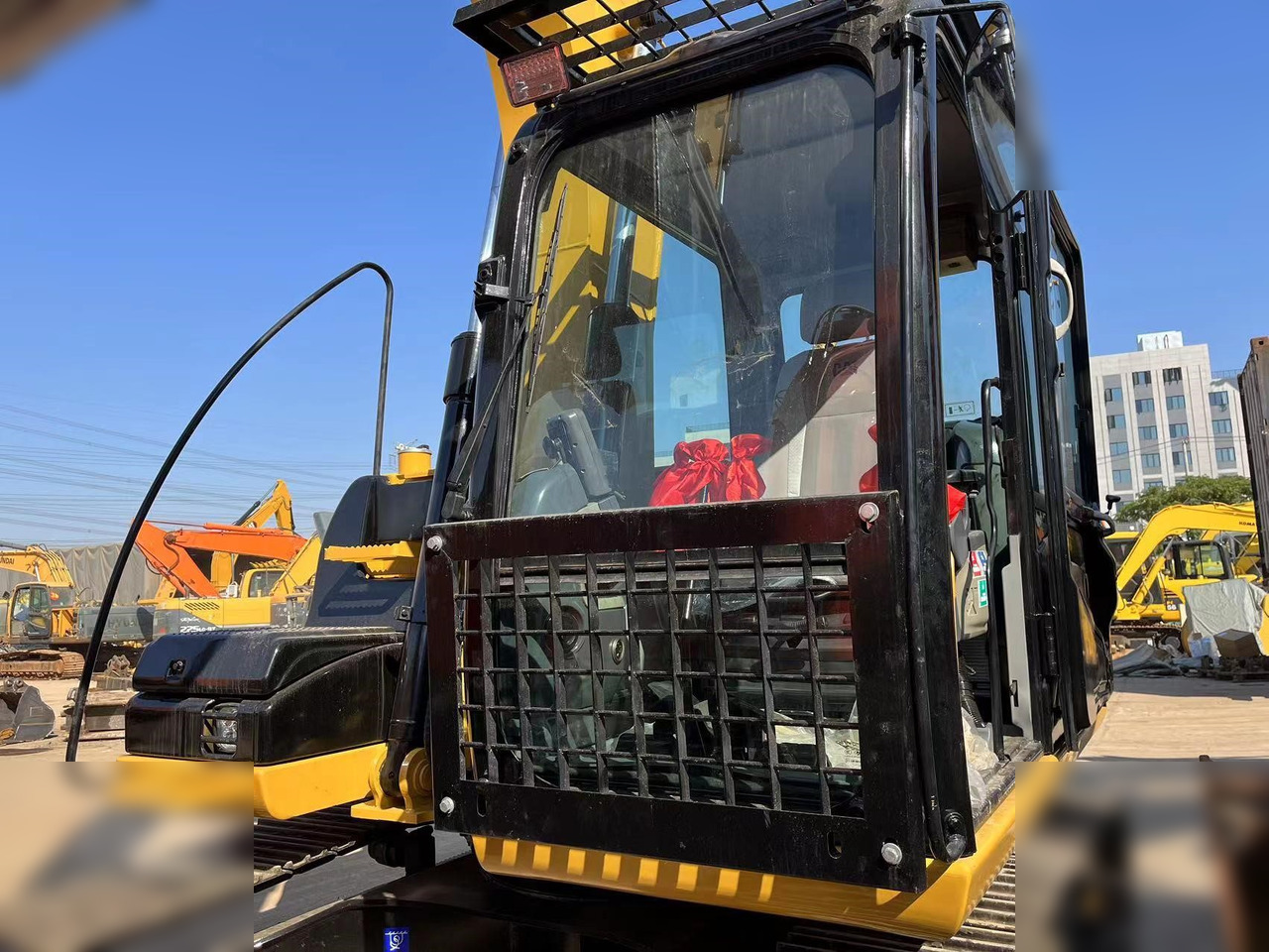 CATERPILLAR 313D2 GC - Excavadora de cadenas: foto 3 CATERPILLAR 313D2 GC - Excavadora de cadenas: foto 3