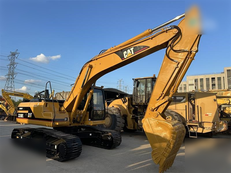 CATERPILLAR 320BL - Excavadora de cadenas: foto 4 CATERPILLAR 320BL - Excavadora de cadenas: foto 4
