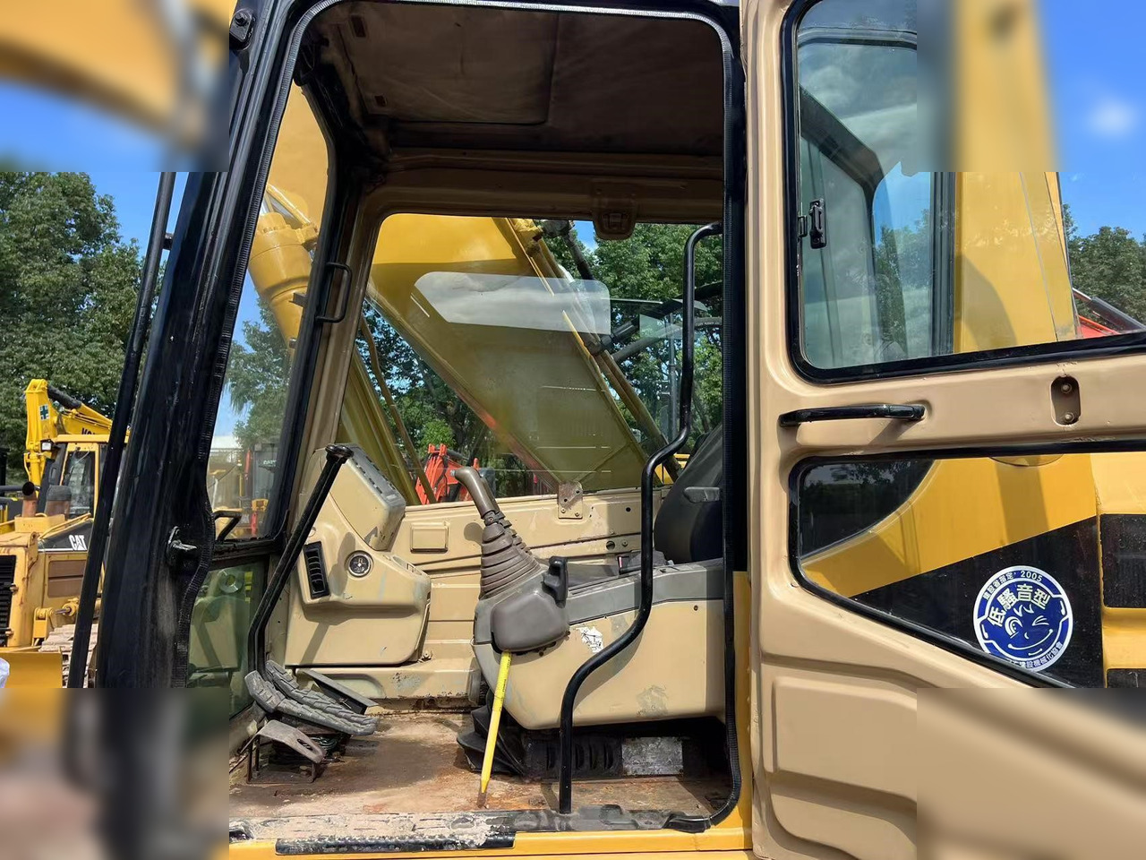 CATERPILLAR 320BL - Excavadora de cadenas: foto 4 CATERPILLAR 320BL - Excavadora de cadenas: foto 4