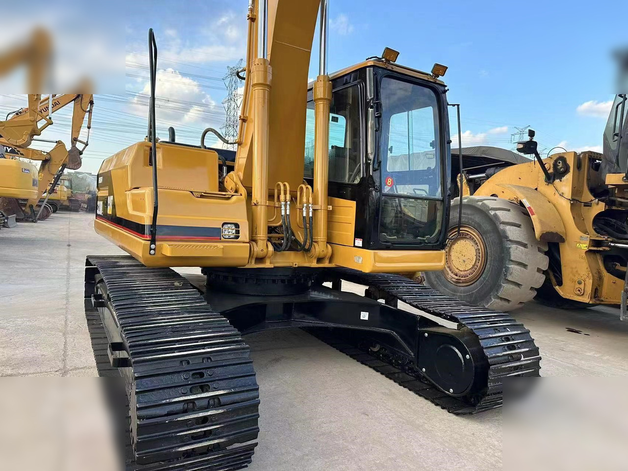 CATERPILLAR 320BL - Excavadora de cadenas: foto 4 CATERPILLAR 320BL - Excavadora de cadenas: foto 4