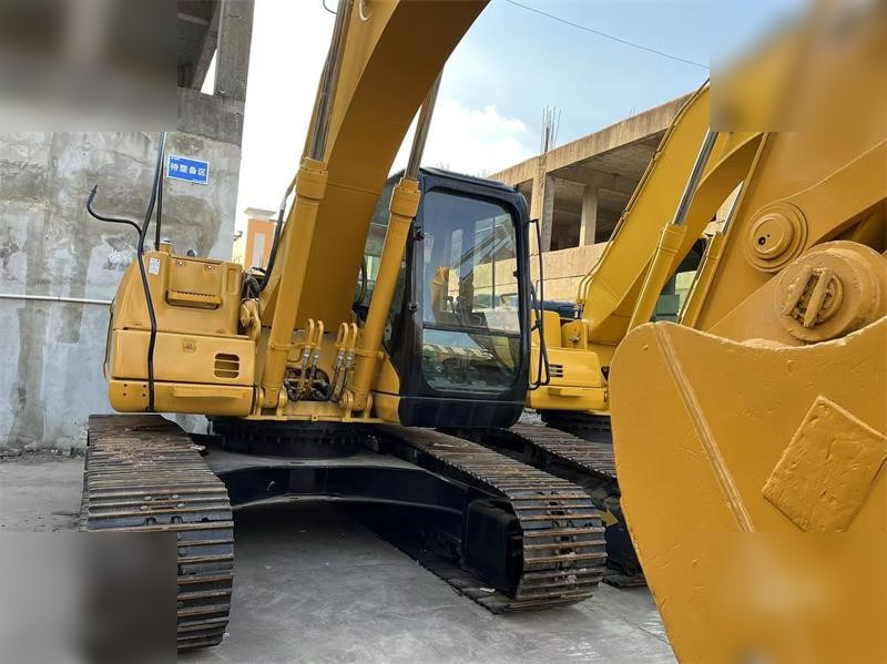 CATERPILLAR 320CL - Excavadora de cadenas: foto 4 CATERPILLAR 320CL - Excavadora de cadenas: foto 4